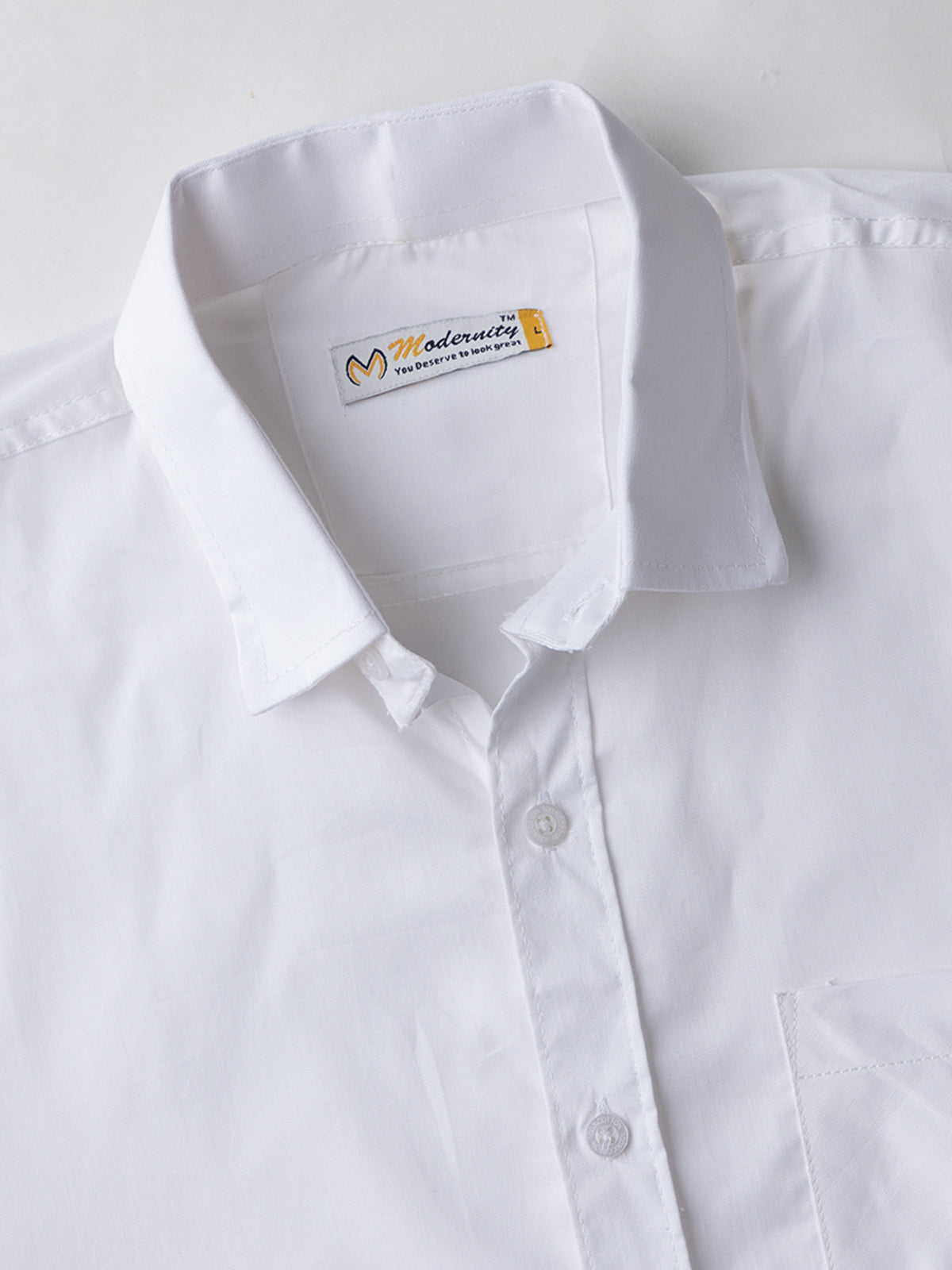 Men Regular Fit Solid Spread Collar Casual Shirt Secondary image